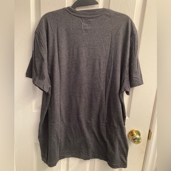 NWOT Amplify West Coast Tee - Picture 3 of 6